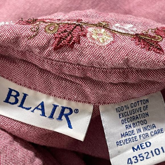Blair Top Women Size M Pink Button Up Embroidered Floral 100% Cotton STAINS - Picture 7 of 7